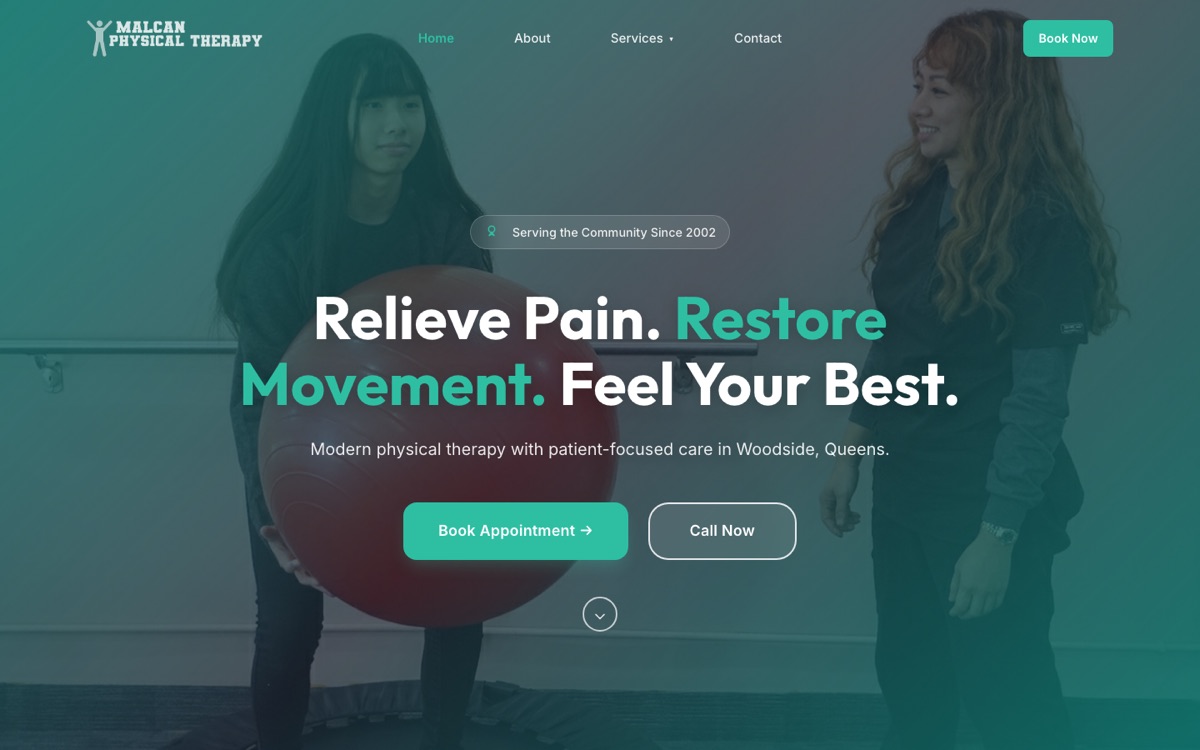 Portada del sitio de Malcan Physical Therapy: dos personas con una pelota de ejercicio detrás del titular “Relieve Pain. Restore Movement. Feel Your Best.”